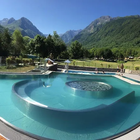 Apartment La Ruelle Des 2 Vallees Arreau