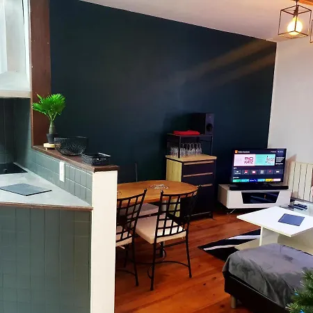 La Ruelle Des 2 Vallees *